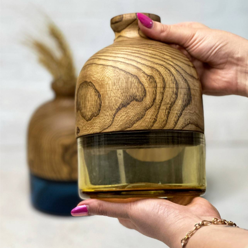 گلدان چوبی و شیشه ای